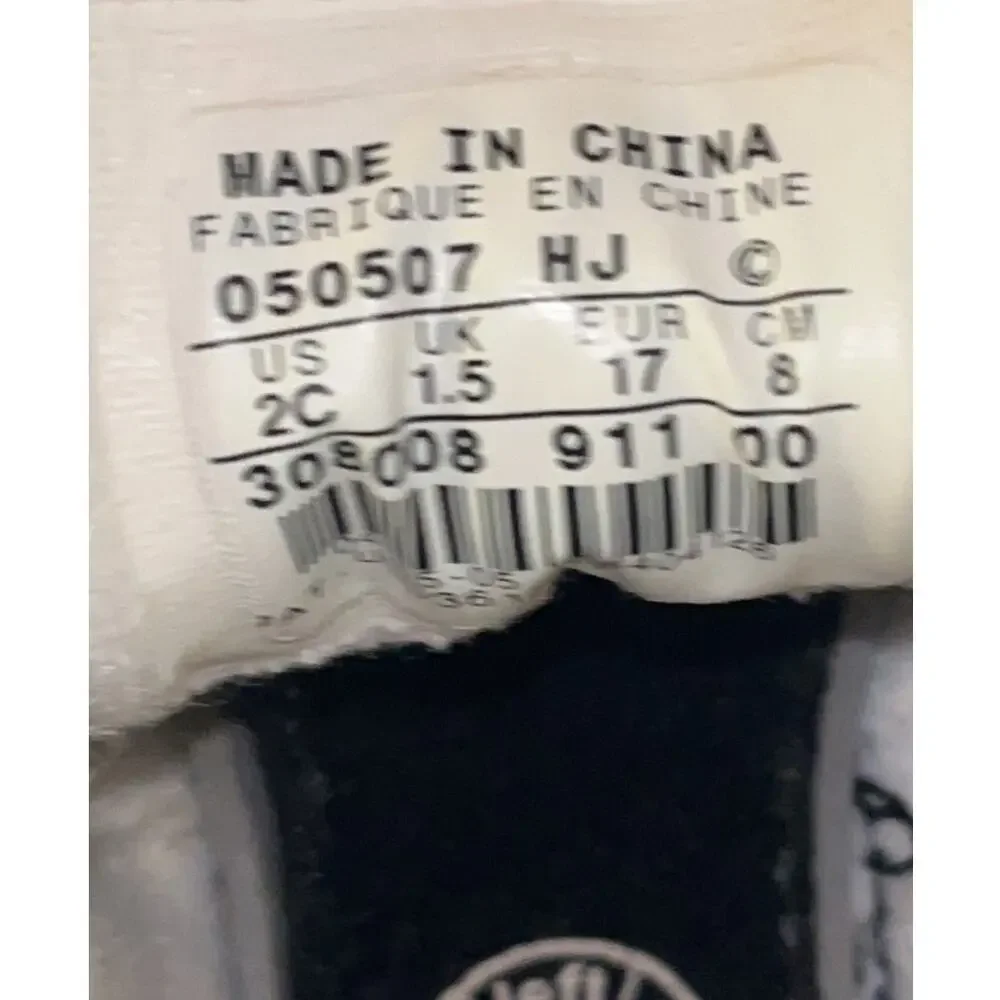 Nike Force 1 Crib (CB) Baby Shoes Size 2C & White Beanie Hat Infant Set